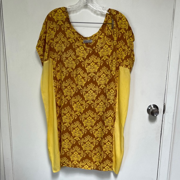 Swim Suit Cover-up - Picture 1 of 4